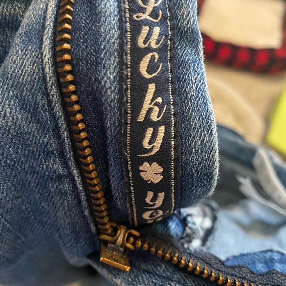 Lucky Brand womens Jeans  Boone Easy Riders Distressed well worn size 14 Vintage - Picture 7 of 7